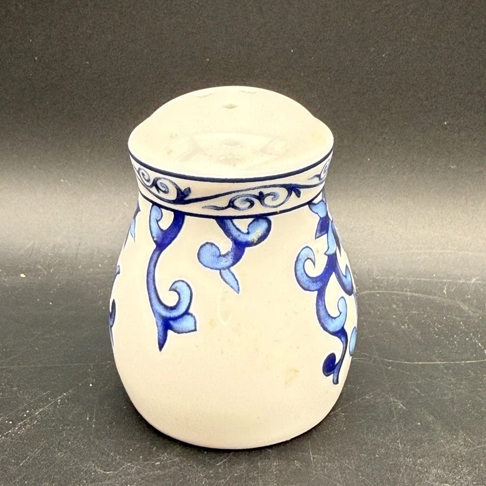 Ralph Lauren Mandarin Blue Pepper Shaker Floral Chinoiserie Traditional Classic